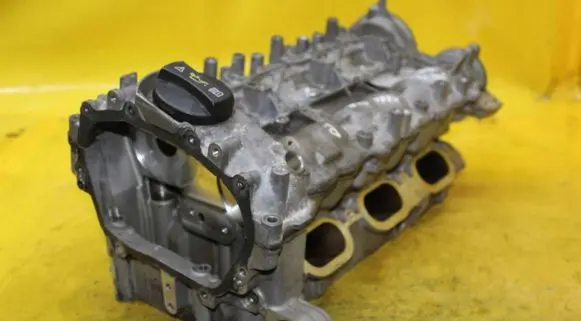 Mercedes-Benz GLE (W166 - C292) Engine head 