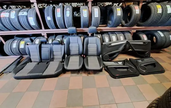 Mercedes-Benz C W204 Interior set A2049200308 A2045409533 A2045402710