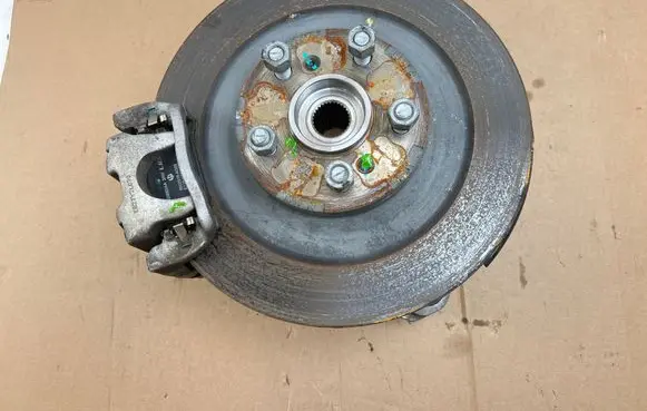 Leapmotor B10 Rear wheel hub 3502021AH01 3502020AH04