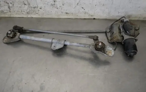 Mitsubishi Lancer Front wiper linkage and motor