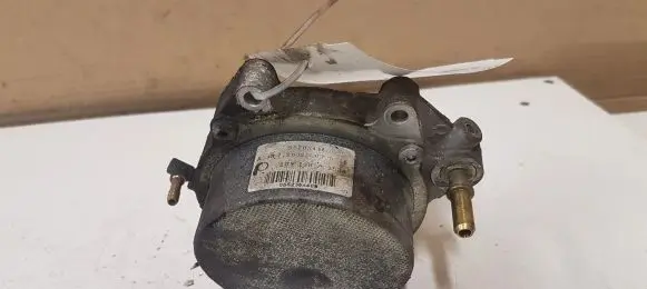 Opel Insignia A Vacuum pump 55205446