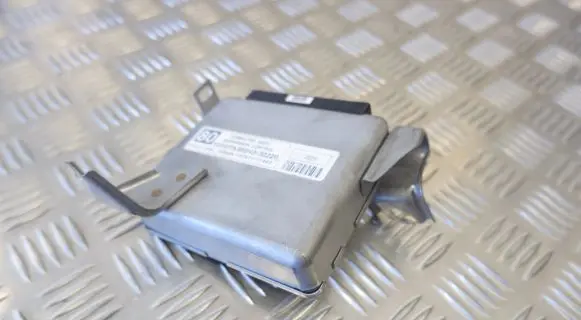 Lexus GS 250 350 300H 450H Suspension control unit/module 8924330220