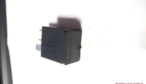 Volvo S70 V70 V70 XC Other relay 4RD00781400