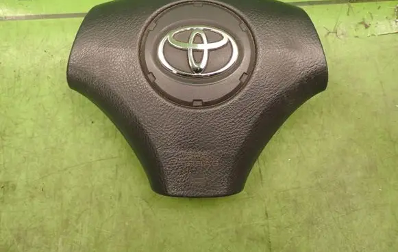 Toyota Corolla E120 E130 Steering wheel airbag TRW1401210