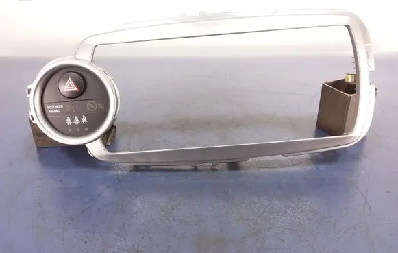 Toyota Yaris Other sill/pillar trim element 86451-0D010