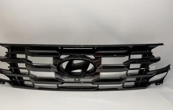 Front bumper upper radiator grill