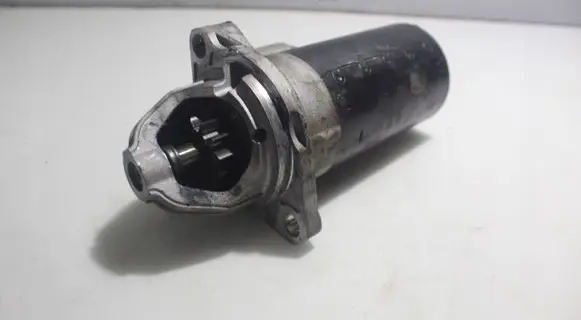 BMW 5 F10 F11 Starter motor 0001147425