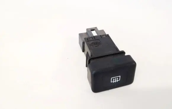 Nissan Almera Windscreen/window heater switch