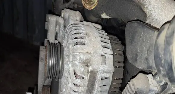 Volkswagen PASSAT B5 Generator/alternator 