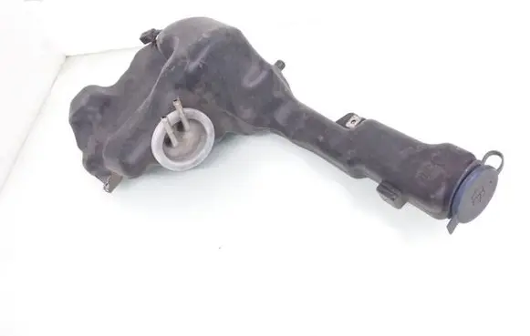 Mercedes-Benz E W212 Windshield washer fluid reservoir/tank A2048601860