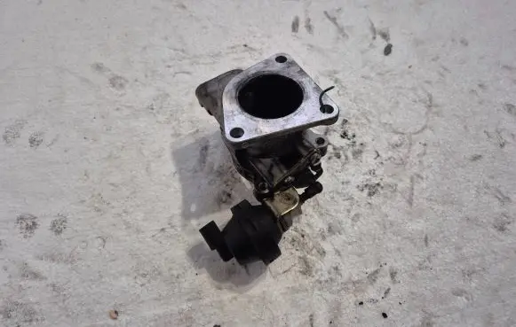 Fiat Marea Throttle valve 46767695