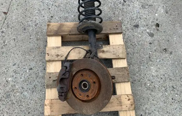 Peugeot Partner Front wheel hub spindle knuckle