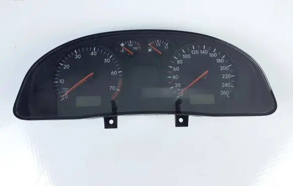 Volkswagen PASSAT B5 Speedometer (instrument cluster) 3B0920802 KL5511