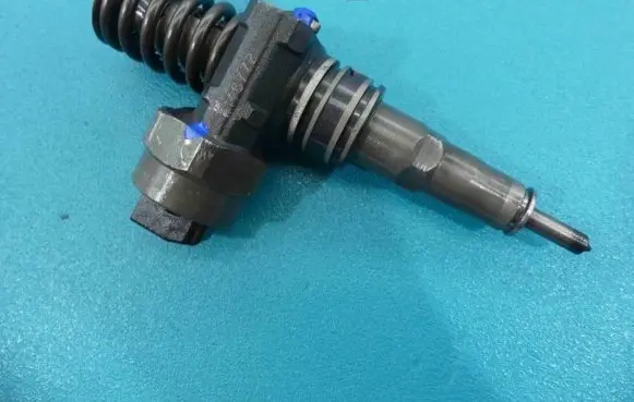 Volkswagen PASSAT B5.5 Fuel injector 0414720007 IMPRK1146772