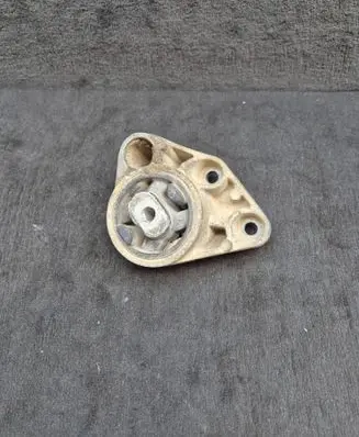 Audi A6 S6 C5 4B Rear differential mounting bracket 8E0599133