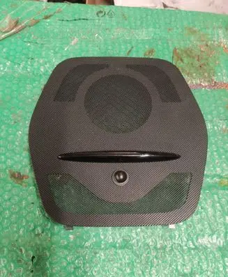 Mercedes-Benz GLE (W166 - C292) Dash center speaker trim cover A1666801318