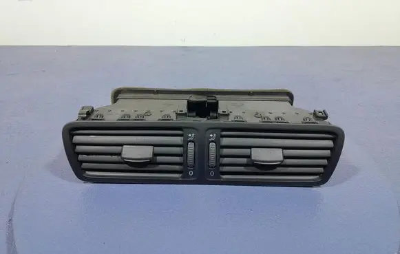 Volkswagen PASSAT B6 Dashboard side air vent grill/cover trim 3C1819728F