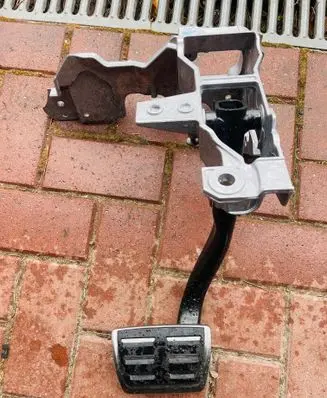 Audi S5 F5 Brake pedal 8W1723140C 8W1723117B