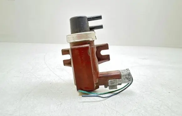 Ford Focus C-MAX Turbo solenoid valve 9652570180