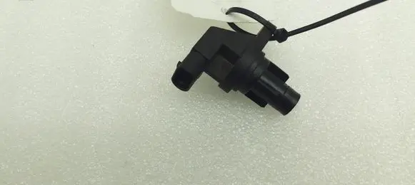 Mercedes-Benz A W176 Camshaft position sensor A6519050100 0232103107