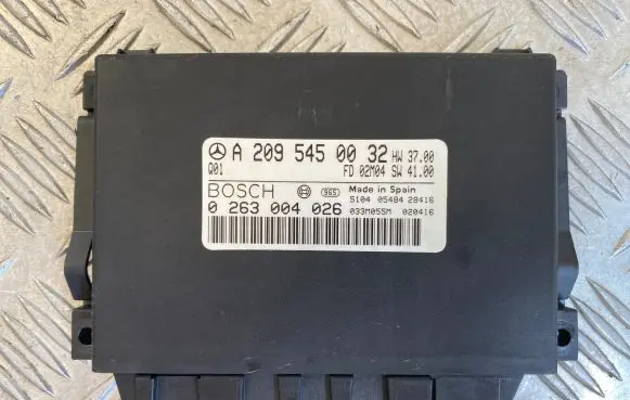 Mercedes-Benz C W203 Parking PDC control unit/module A2095450032 0263004026 033M055M