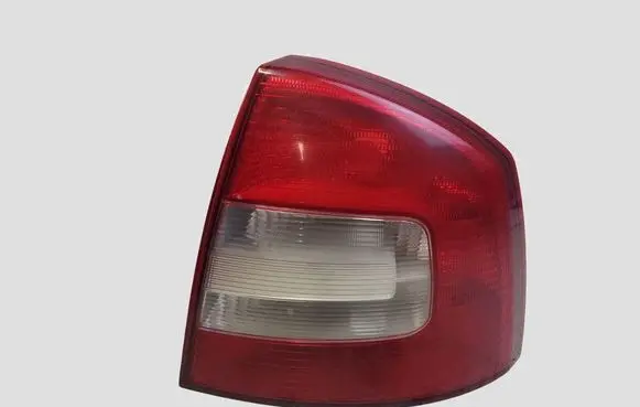 Skoda Octavia Mk2 (1Z) Rear/tail lights 1Z5945086B 1Z5945112B