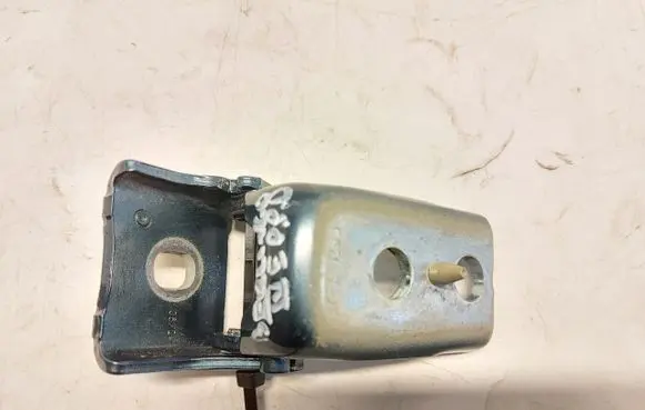 Peugeot 3008 III Front door lower hinge CITBER4