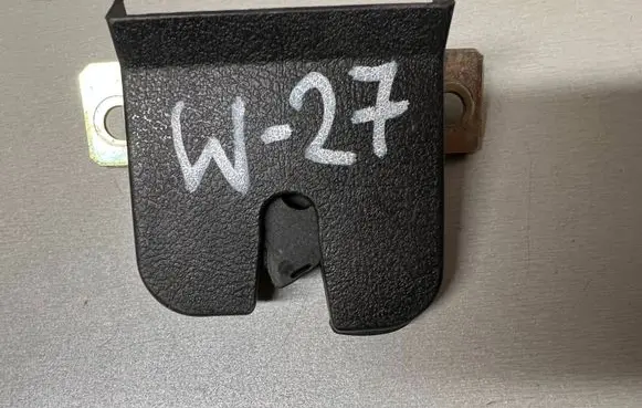 Volkswagen New Beetle Tailgate/trunk/boot lock/catch/latch 1C0827505C