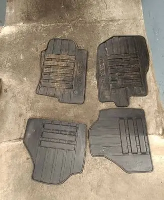 Nissan Navara D40 Foot rest pad/dead pedal 