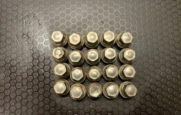 Ford Focus C-MAX Nuts/bolts 