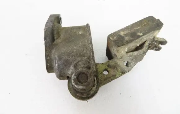 Volkswagen Transporter - Caravelle T4 Clutch release bearing slave cylinder 
