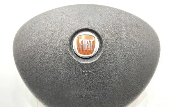Steering wheel airbag