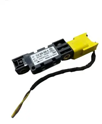 Porsche Cayenne (9PA) Airbag deployment crash/impact sensor 7L0909606B