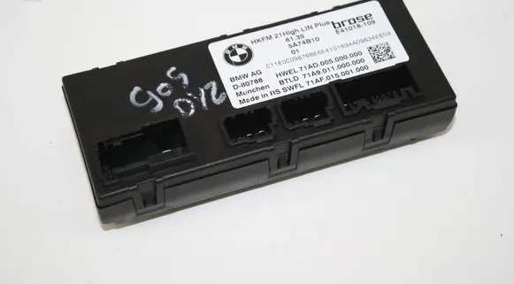 BMW X5 G05 Tailgate/trunk control unit/module 5A74B10