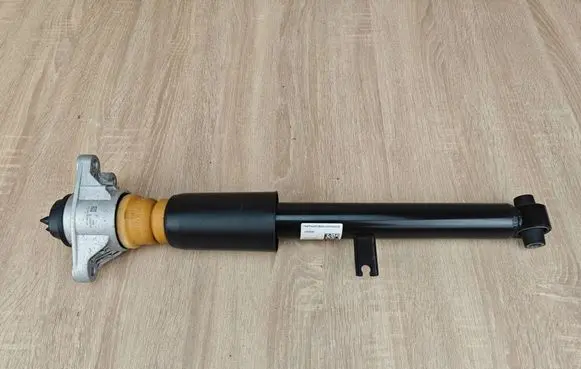 BMW 4 G22 G23 G24 G26 Rear shock absorber/damper 7568793