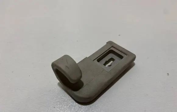 BMW 5 E39 Rear interior roof grab handle 8235578