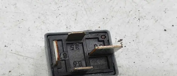 Mercedes-Benz ML W164 Other relay A0025422619