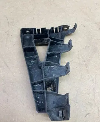 Audi A4 S4 B6 8E 8H Front bumper mounting bracket 8H0807283