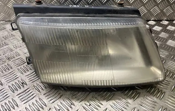 Volkswagen PASSAT B5 Headlight/headlamp 14742800