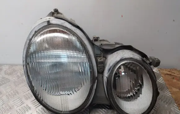 Mercedes-Benz CLK A208 C208 Headlight/headlamp