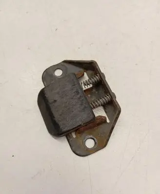 Mercedes-Benz Vito Viano W639 Sliding door lock loop/hook striker 