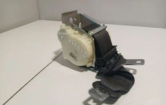 Jaguar XF Middle seatbelt (rear) 34017852B