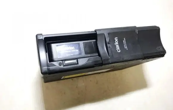 Citroen Xsara Picasso CD/DVD changer 9639692380