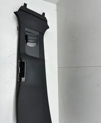 Volvo XC60 (B) pillar trim (top) 32132588 32132590