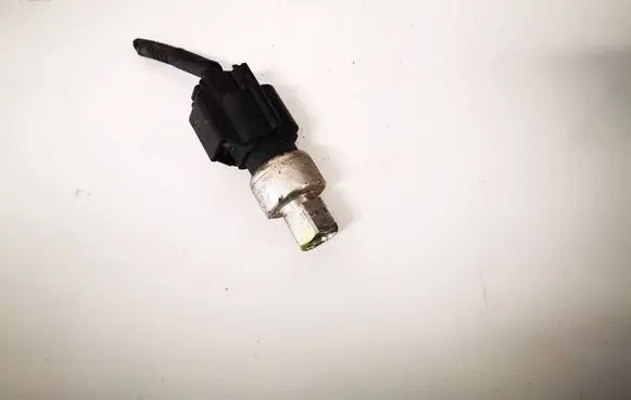 Volvo C30 Air conditioning (A/C) pressure sensor 