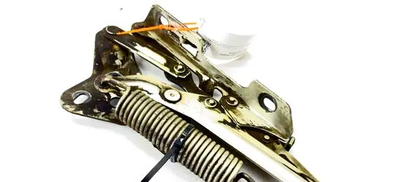 Volvo 760 Engine bonnet/hood hinges 