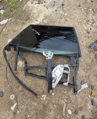 Audi A6 S6 C5 4B Rear door window regulator with motor 0130821785