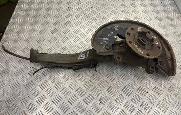 Audi Q7 4L Front wheel hub 7L0407257A