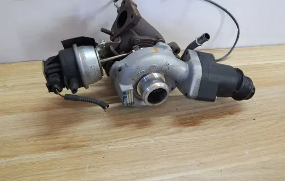 Audi A4 S4 B8 8K Turbo 03L145702D