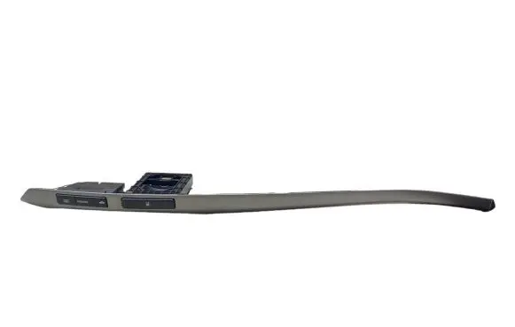 Dashboard glove box trim